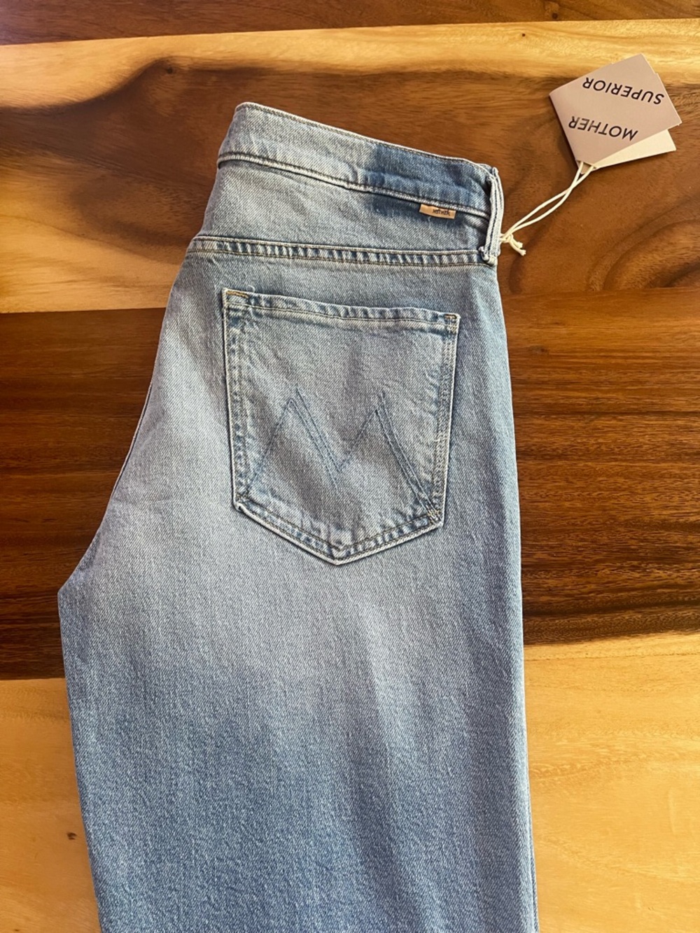 MOTHER Light Blue Denim The Bookie Flood Jeans